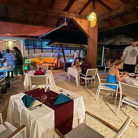 Alimas Holiday Retreat Maldives Felidhoo Buitenkant foto